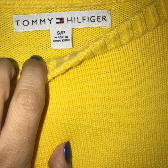 Vintage 💛 Tommy Hilfiger yellow snap sweater S - Picture 6 of 6